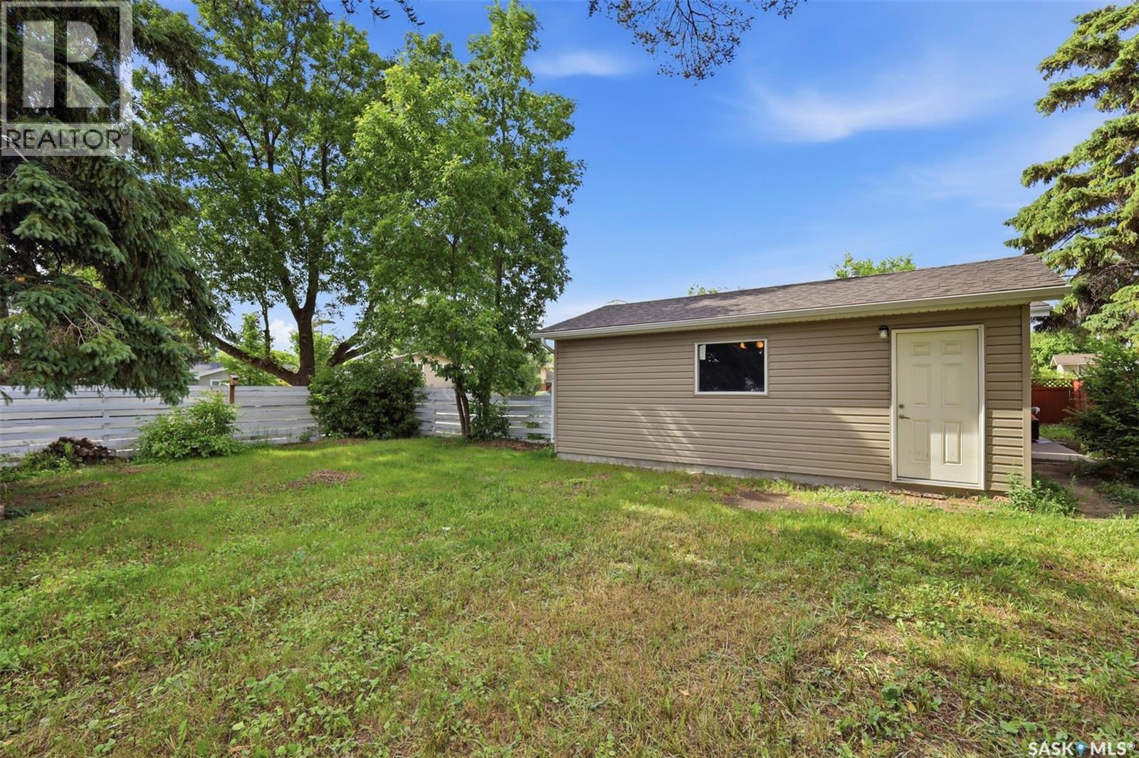 101 SALISBURY DRIVE - 31