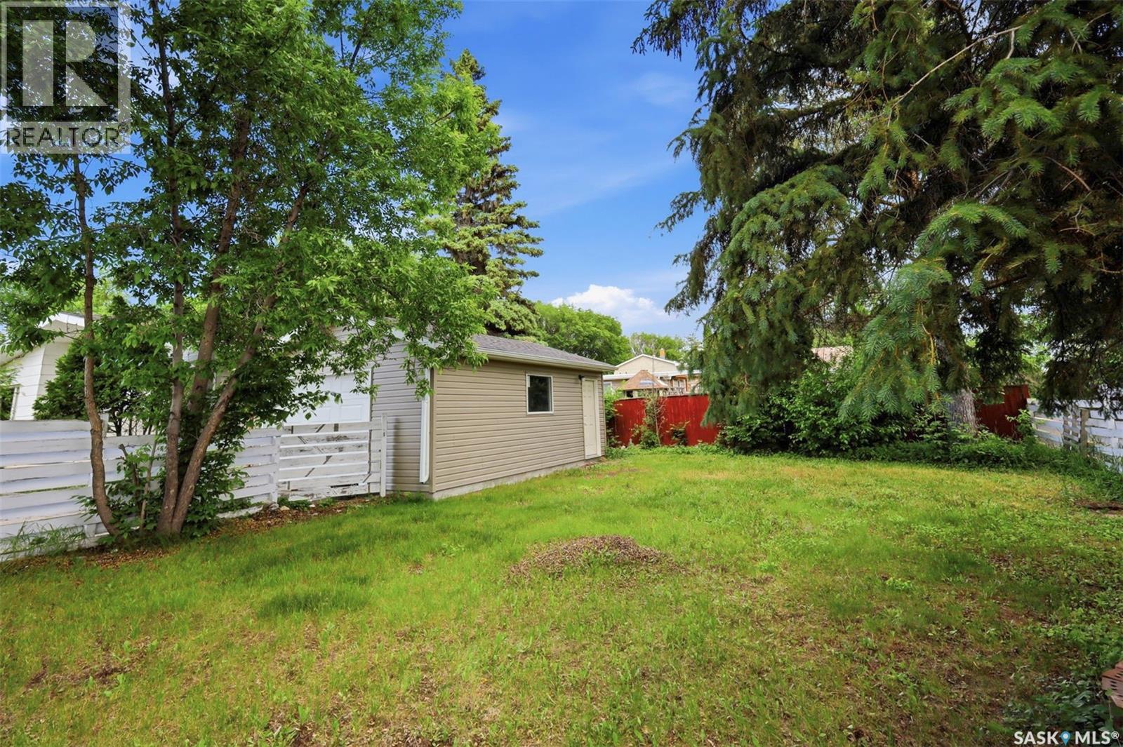 101 SALISBURY DRIVE - 32