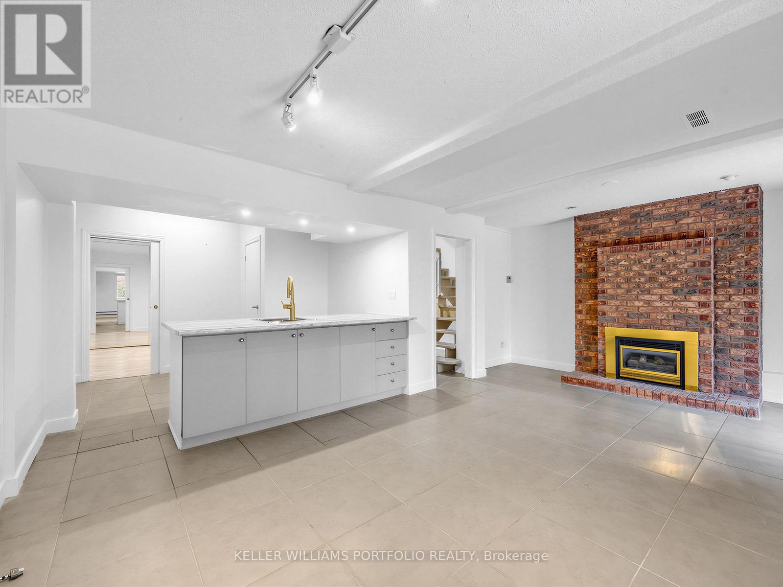 59 CRICKLEWOOD CRESCENT - 44