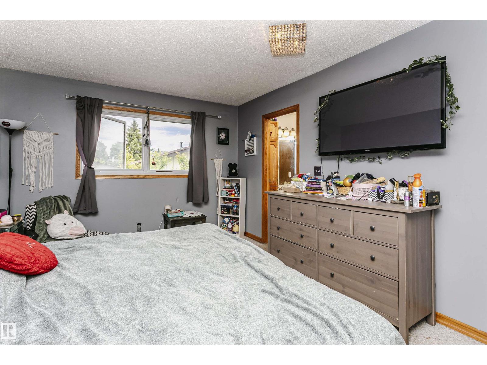 10436 26 AV NW — photo 28