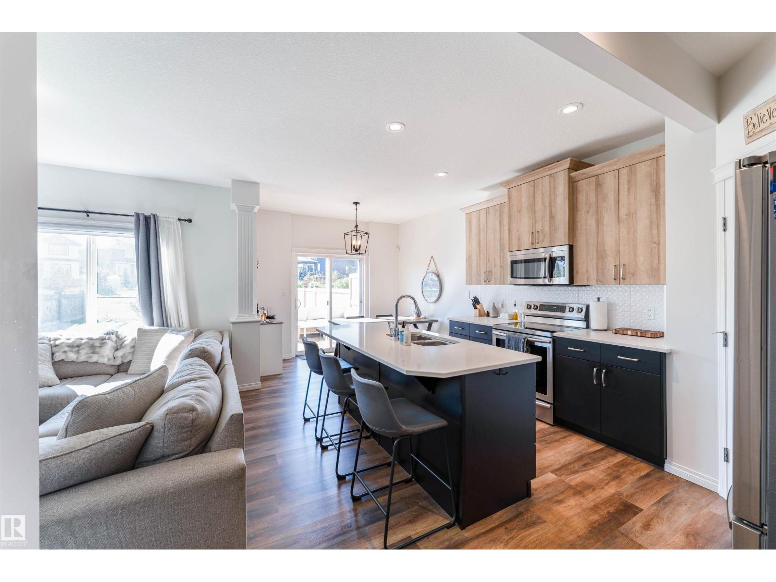 12817 205 ST NW - photo 3
