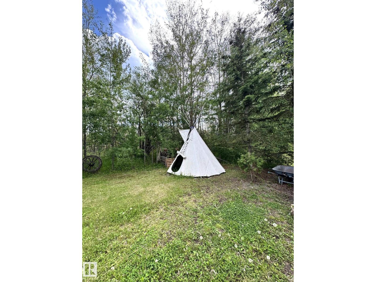 4707 54 AV — photo 45