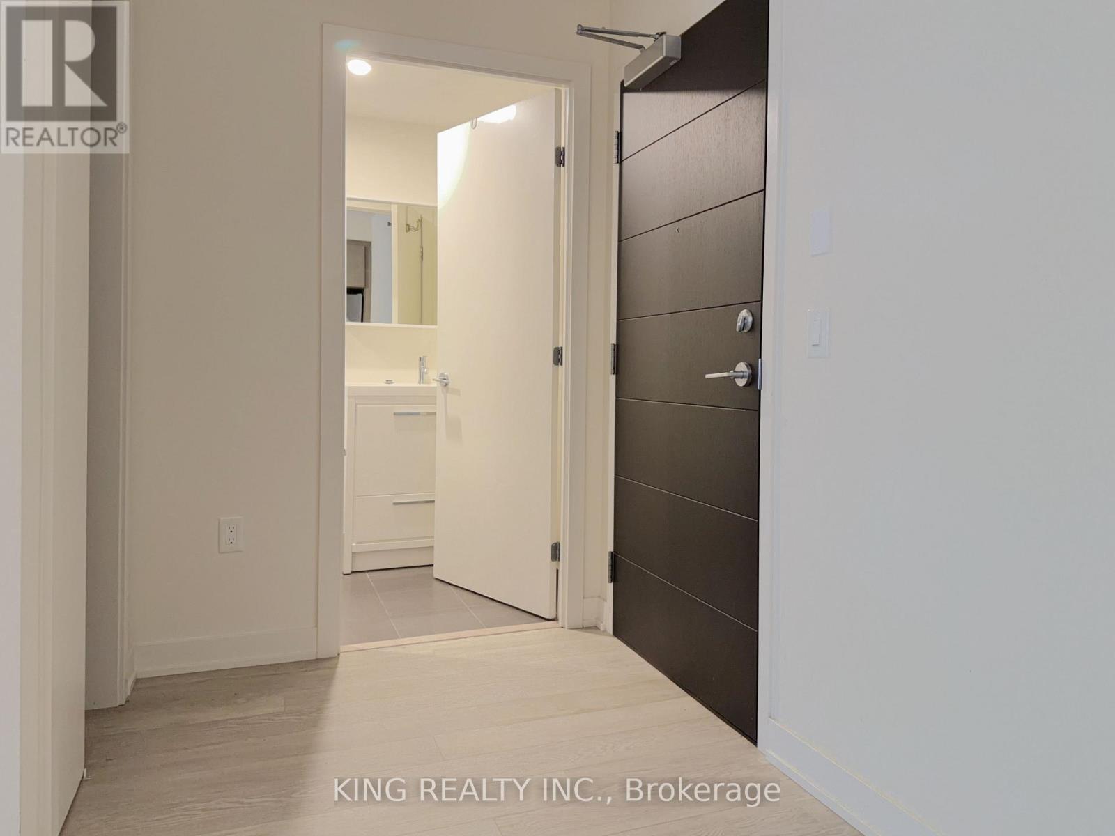 #608 212 KING WILLIAM STREET - 11