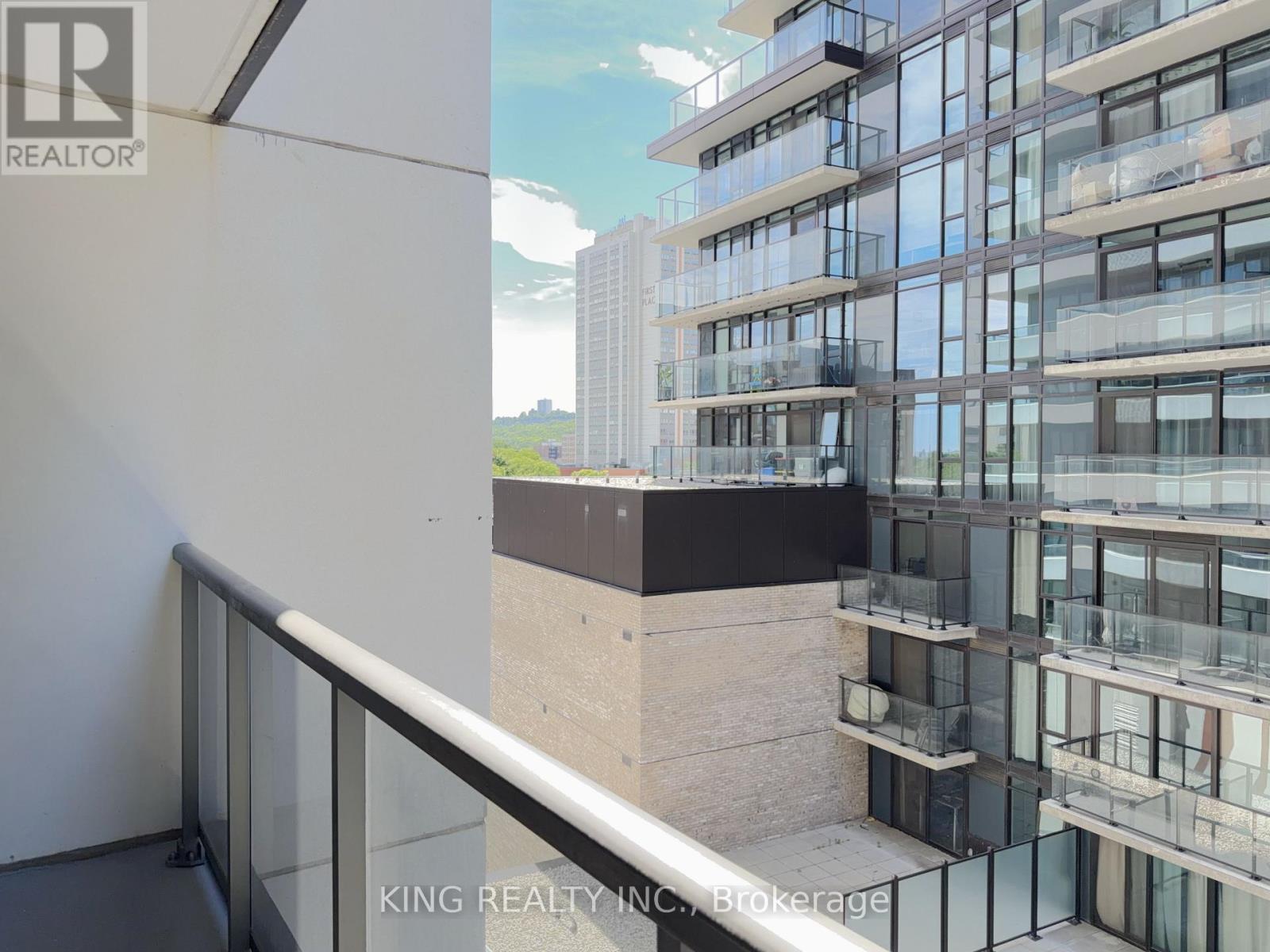 #608 212 KING WILLIAM STREET - 26