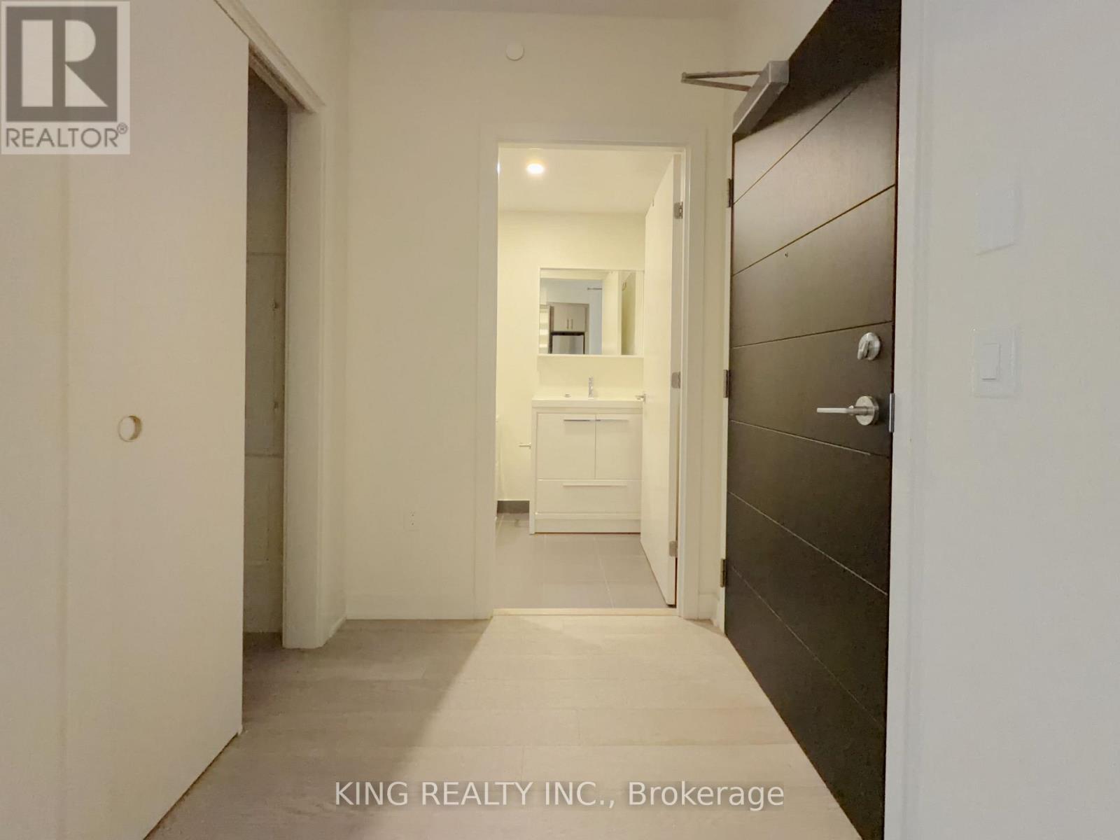 #608 212 KING WILLIAM STREET - 7