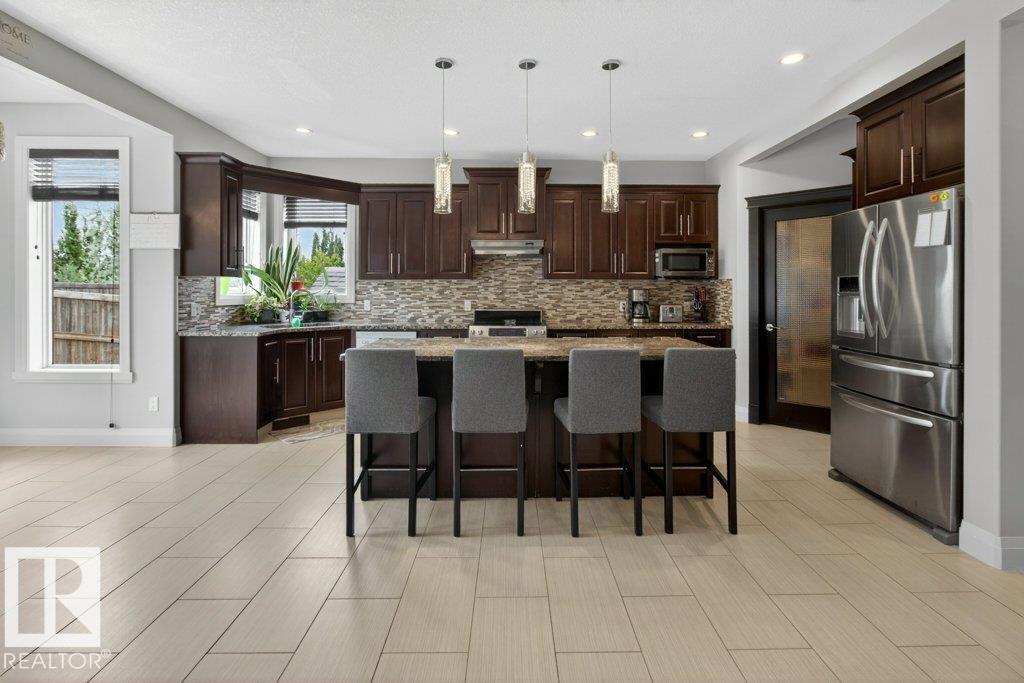 5606 RUE EAGLEMONT - 11