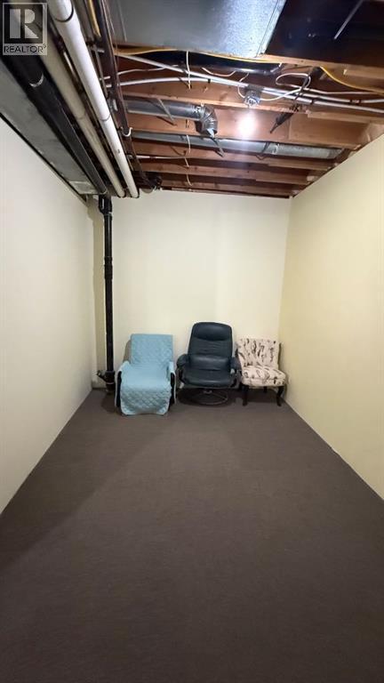 307 4 Avenue W — photo 24