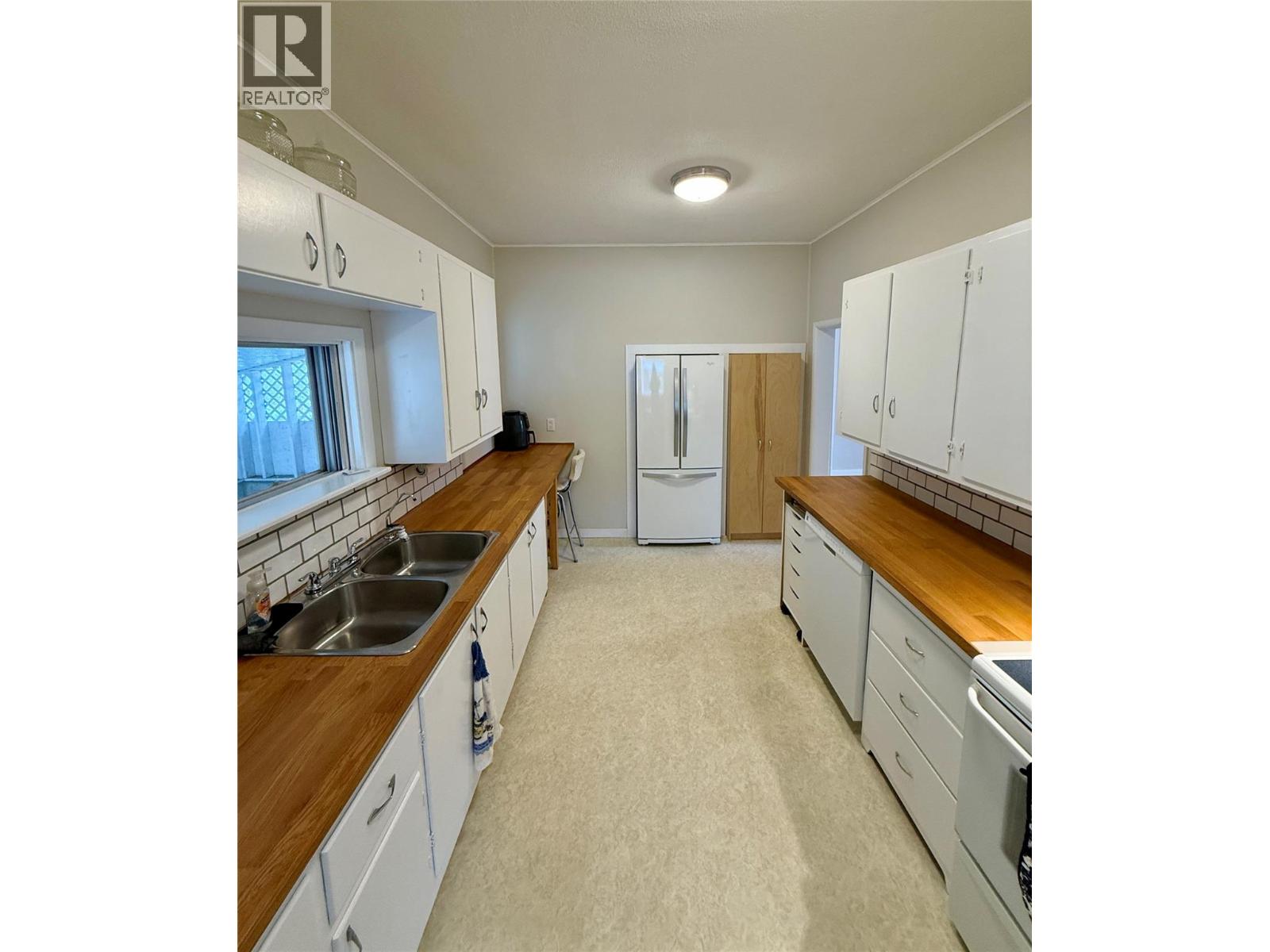254 304TH Avenue - 16