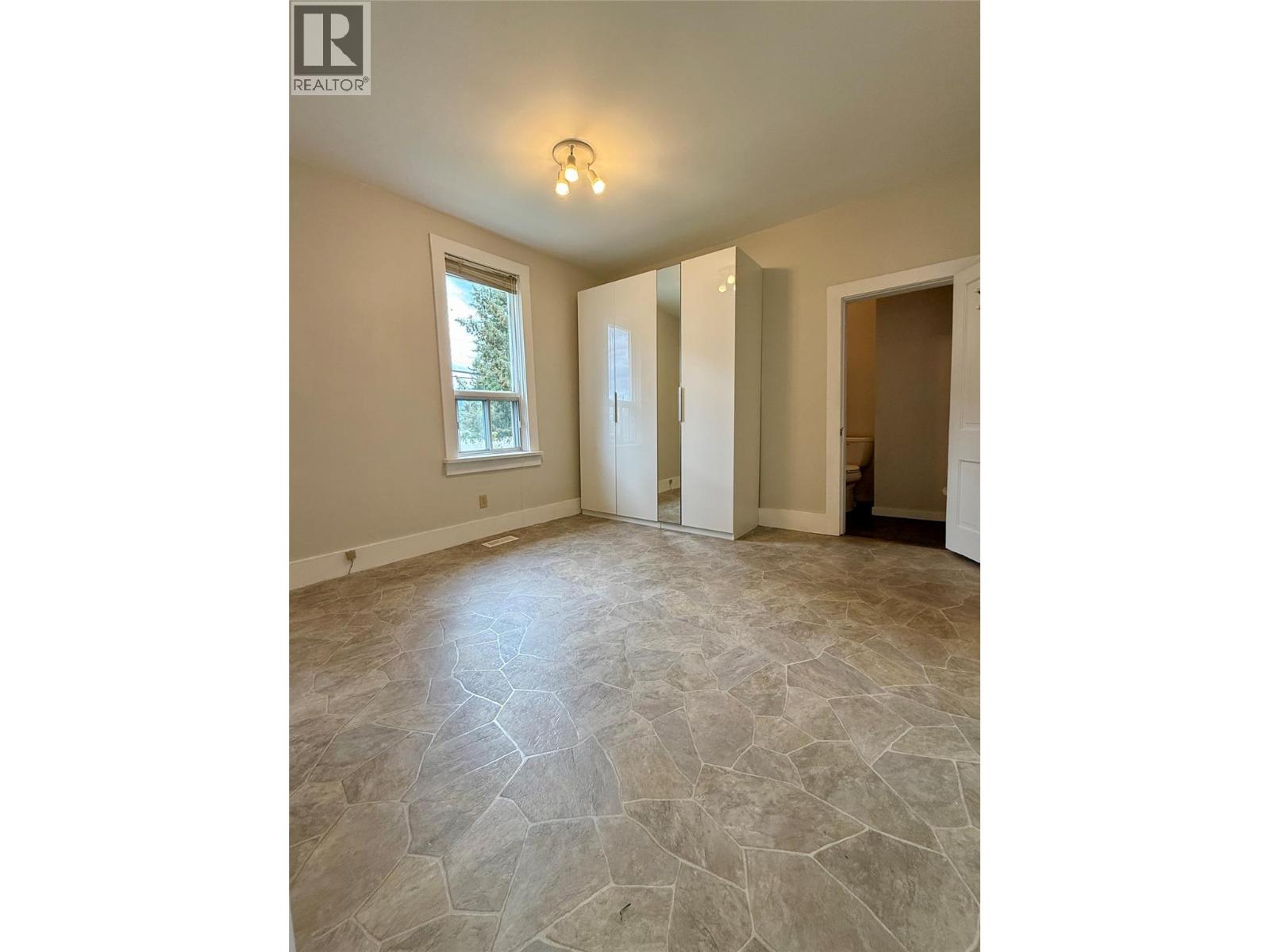 254 304TH Avenue - 20