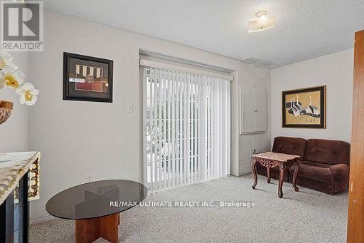#72 4950 ALBINA WAY - 38