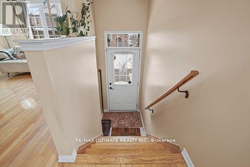 #72 4950 ALBINA WAY - 4