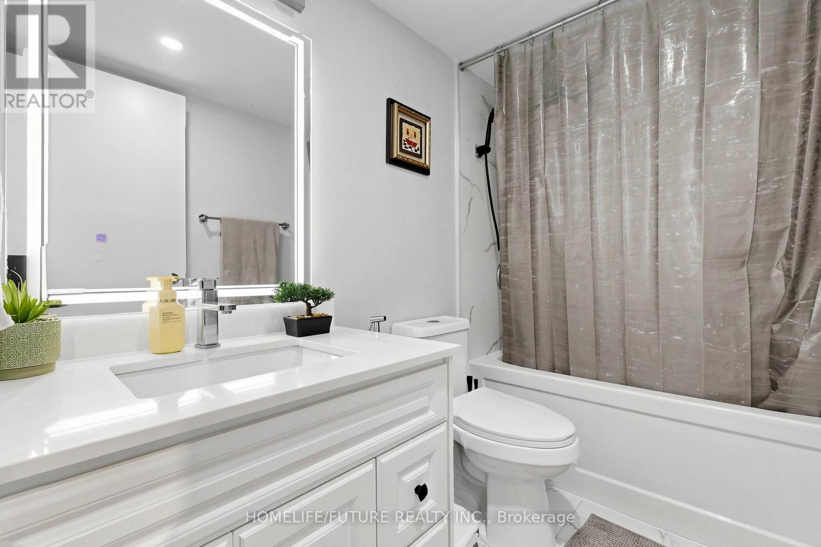 #709 3380 EGLINTON AVENUE E - 29