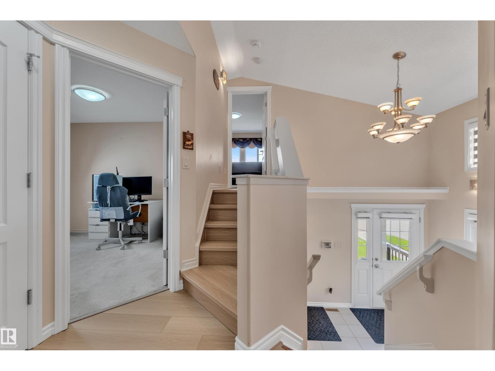 6140 18 AV SW — photo 15