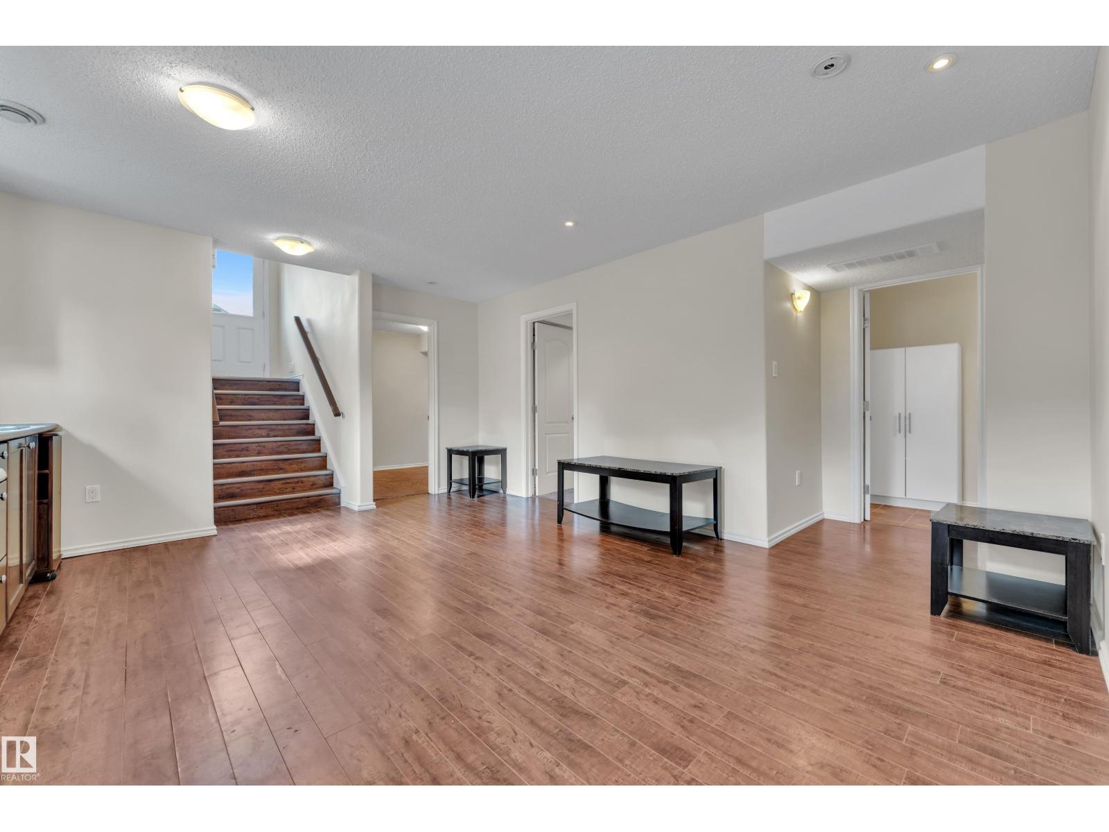 6140 18 AV SW — photo 25