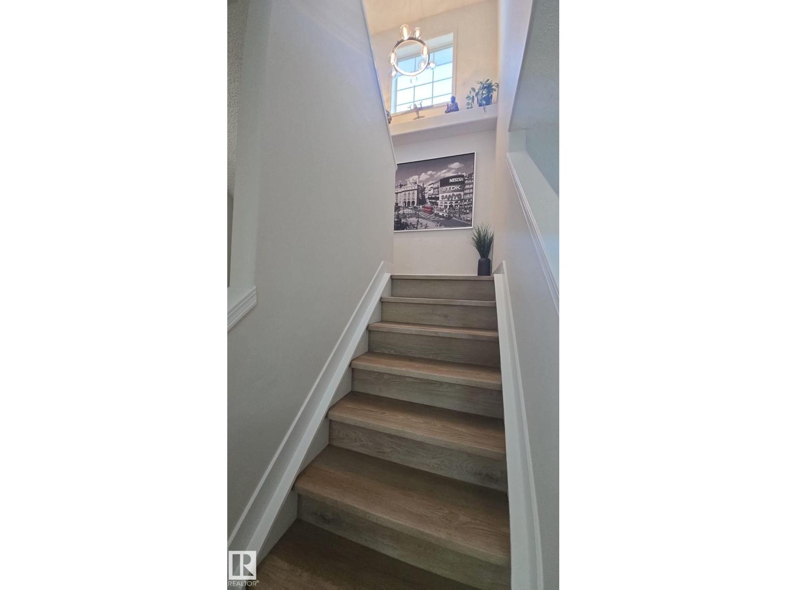 4124 37A AV NW — photo 25