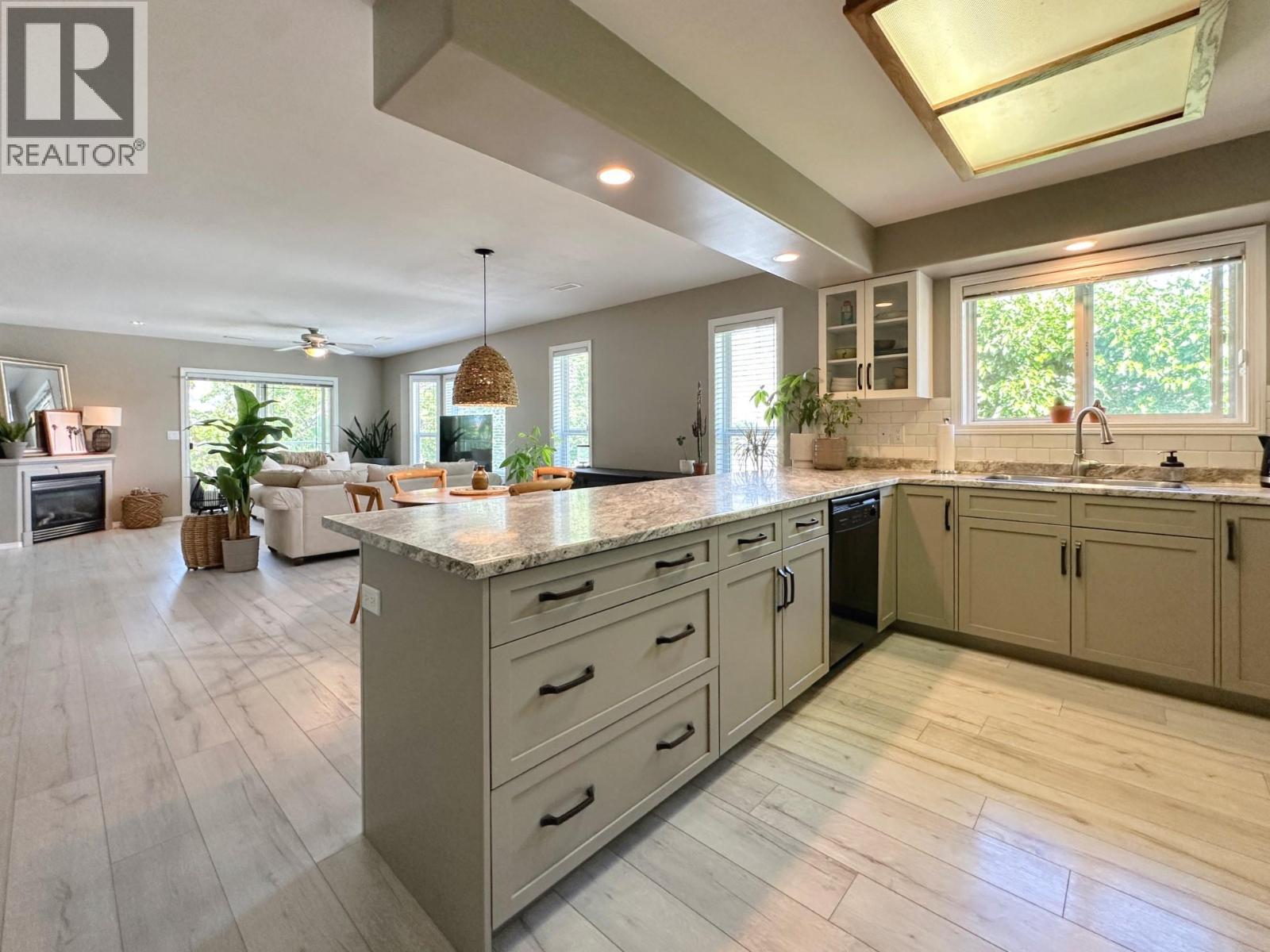 #3 8507 70TH Avenue - 13