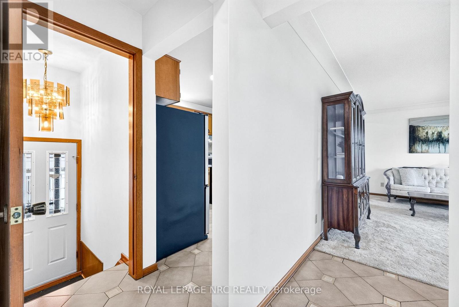 69 ROYAL ROAD - 22