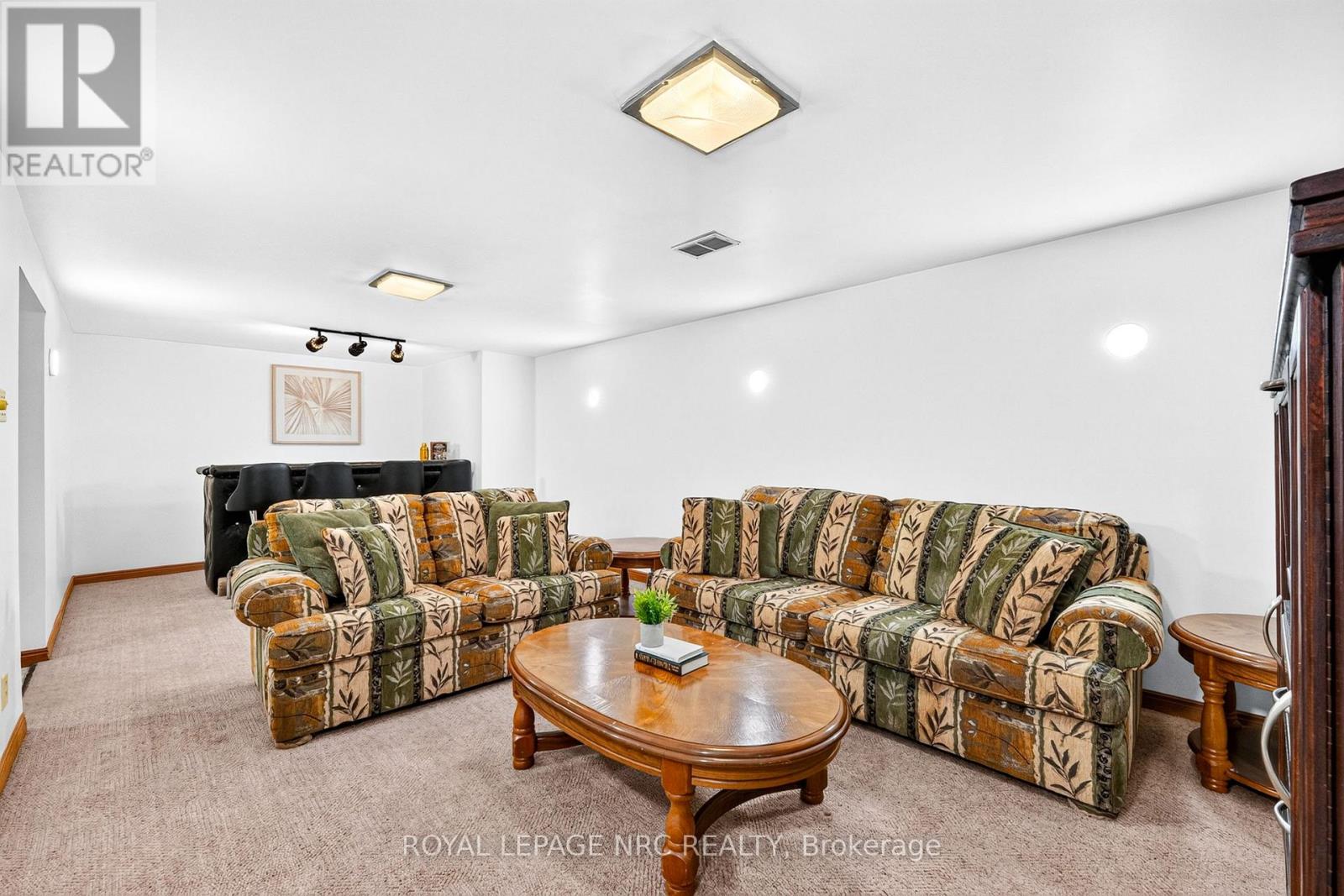 69 ROYAL ROAD - 27