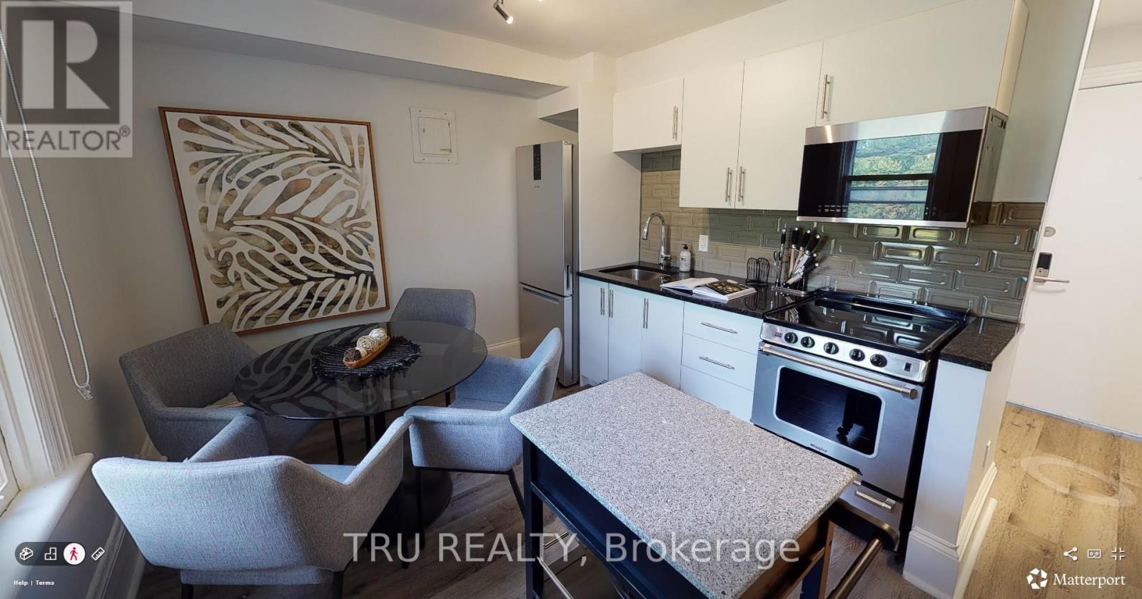 360 FRIEL STREET - 9
