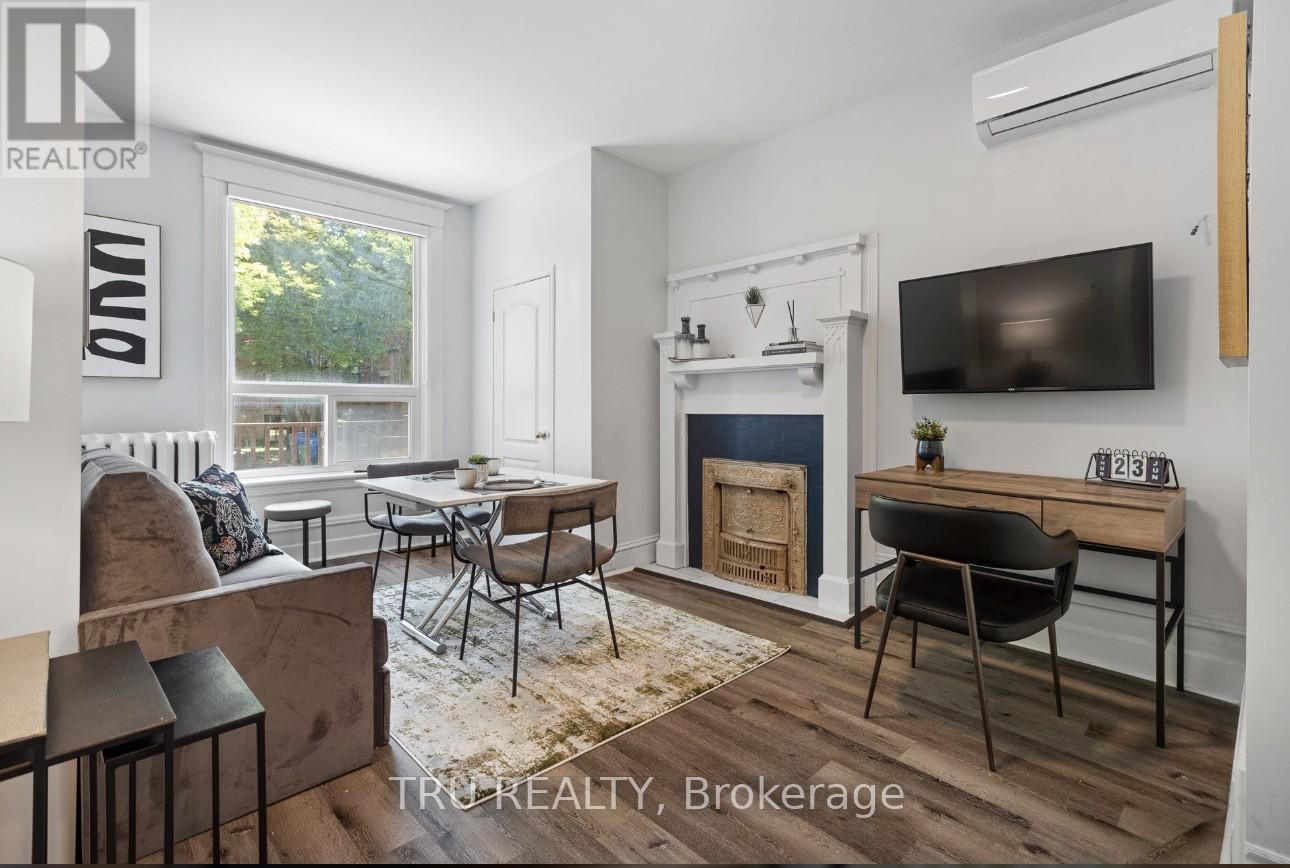 360 FRIEL STREET - 5