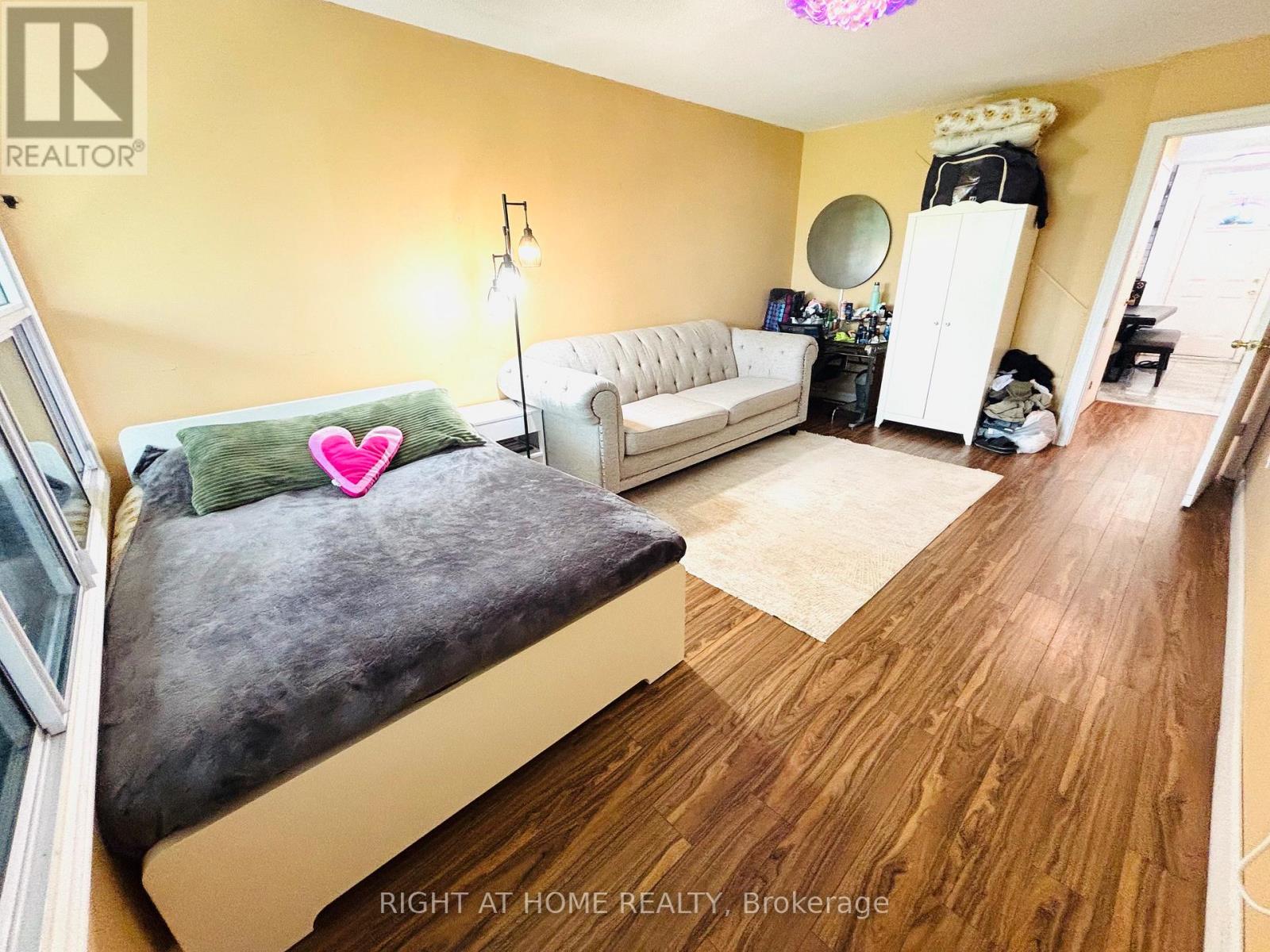 #315 95 LEEWARD GLENWAY - 8