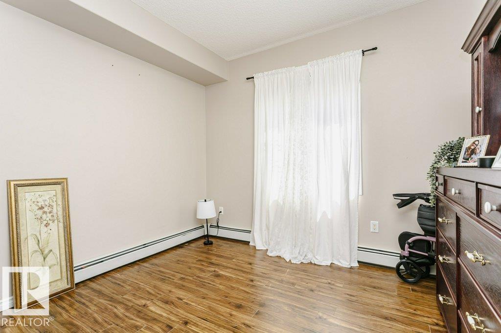 #323 16807 100 AV NW - 16