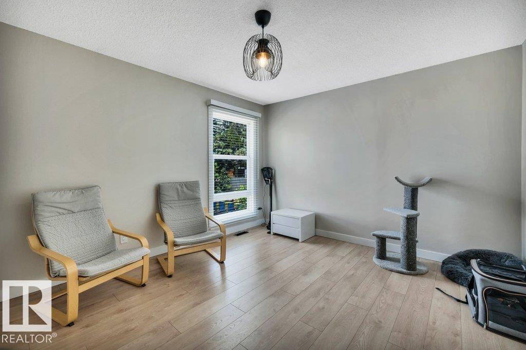 292 GRANDIN VG — photo 19