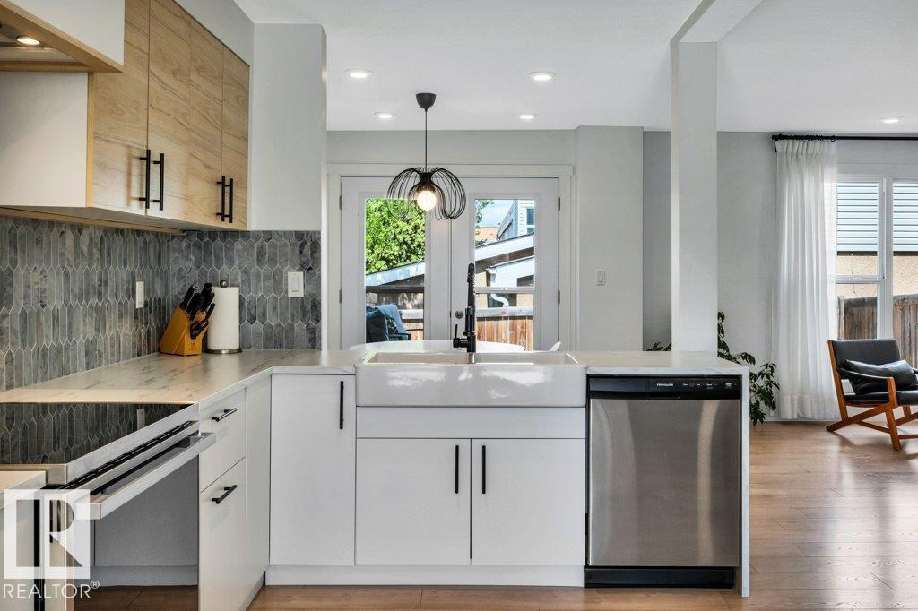 292 GRANDIN VG — photo 8