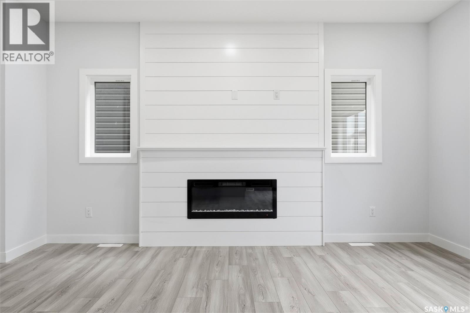 534 Sharma CRESCENT - 11