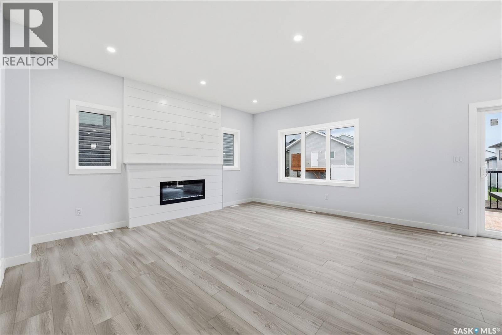 534 Sharma CRESCENT - 12