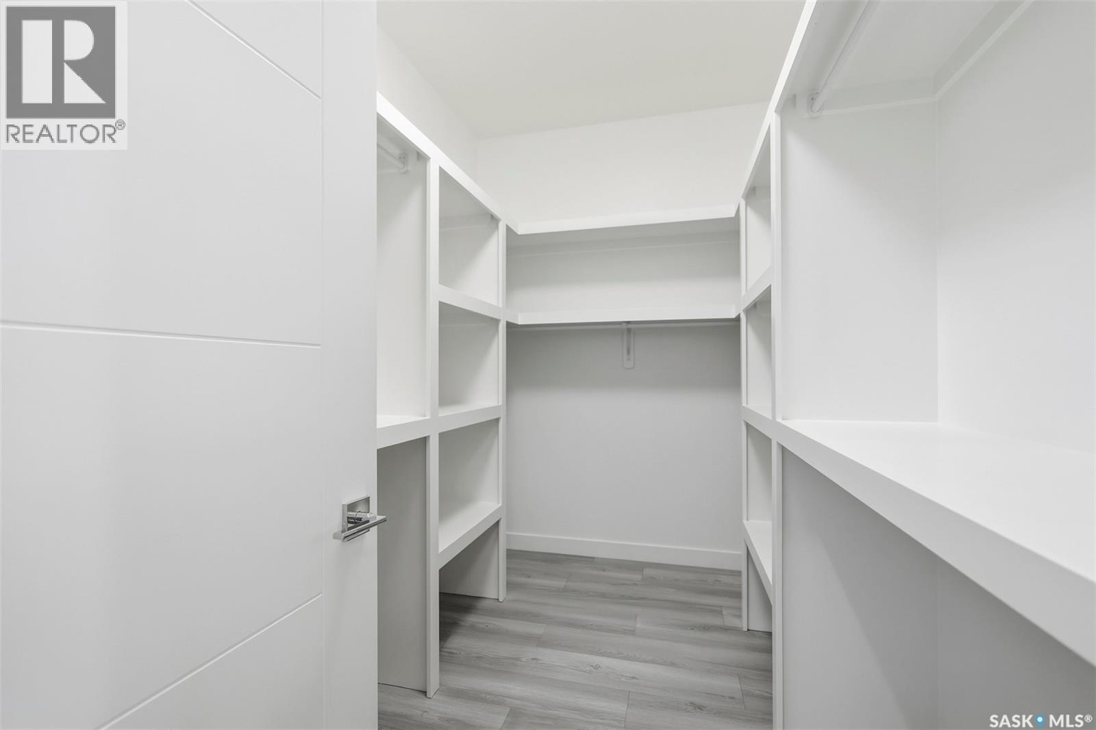 534 Sharma CRESCENT - 20