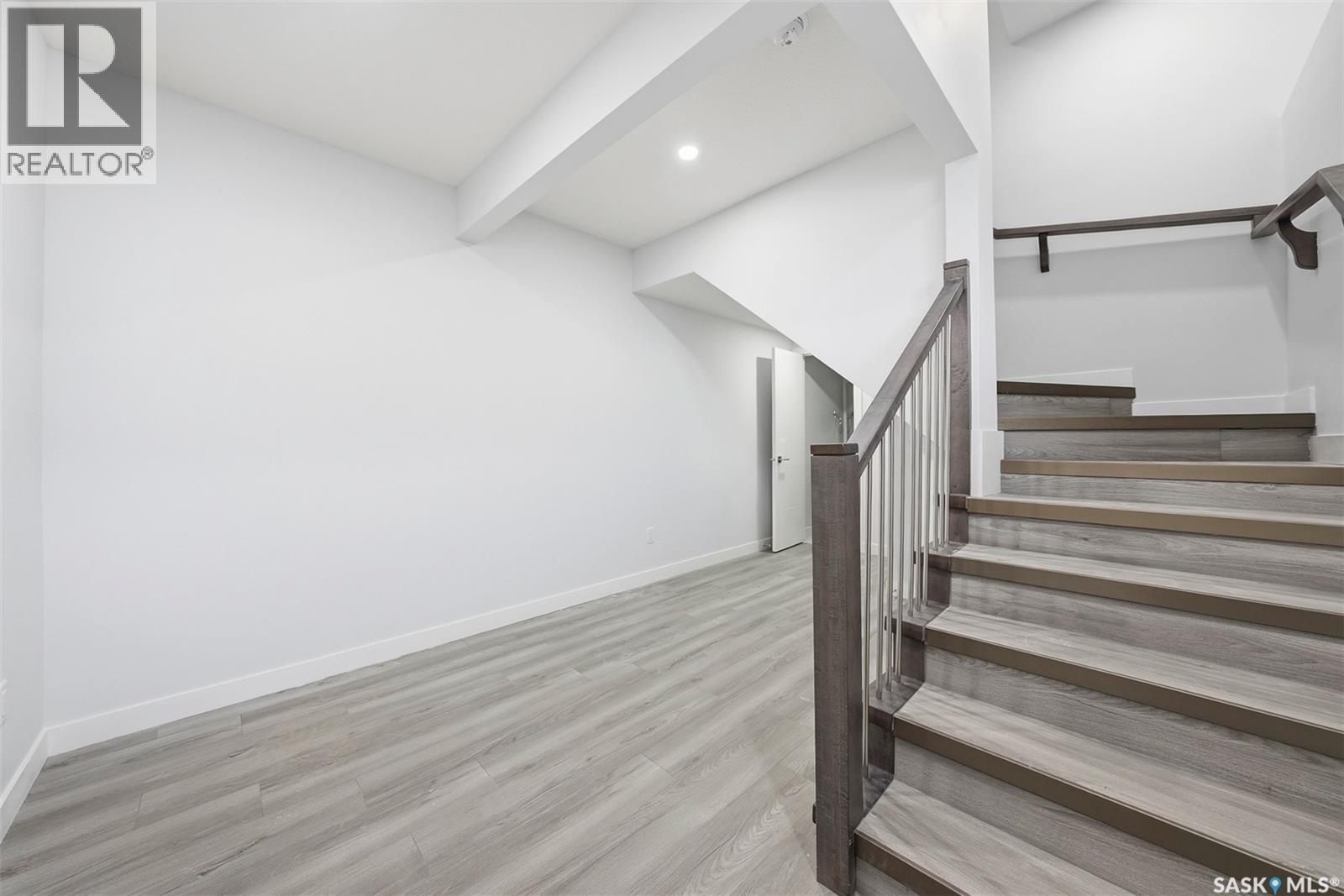 534 Sharma CRESCENT - 22