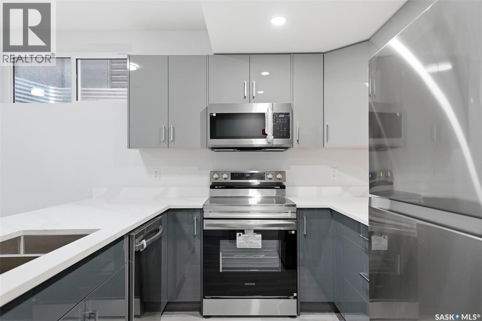 534 Sharma CRESCENT - 28