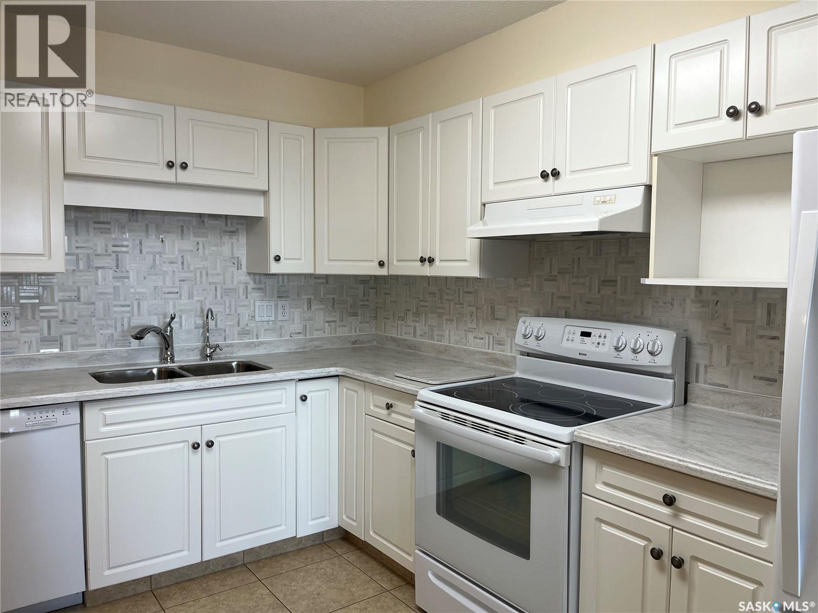 #302 2300 Tell PLACE - 9