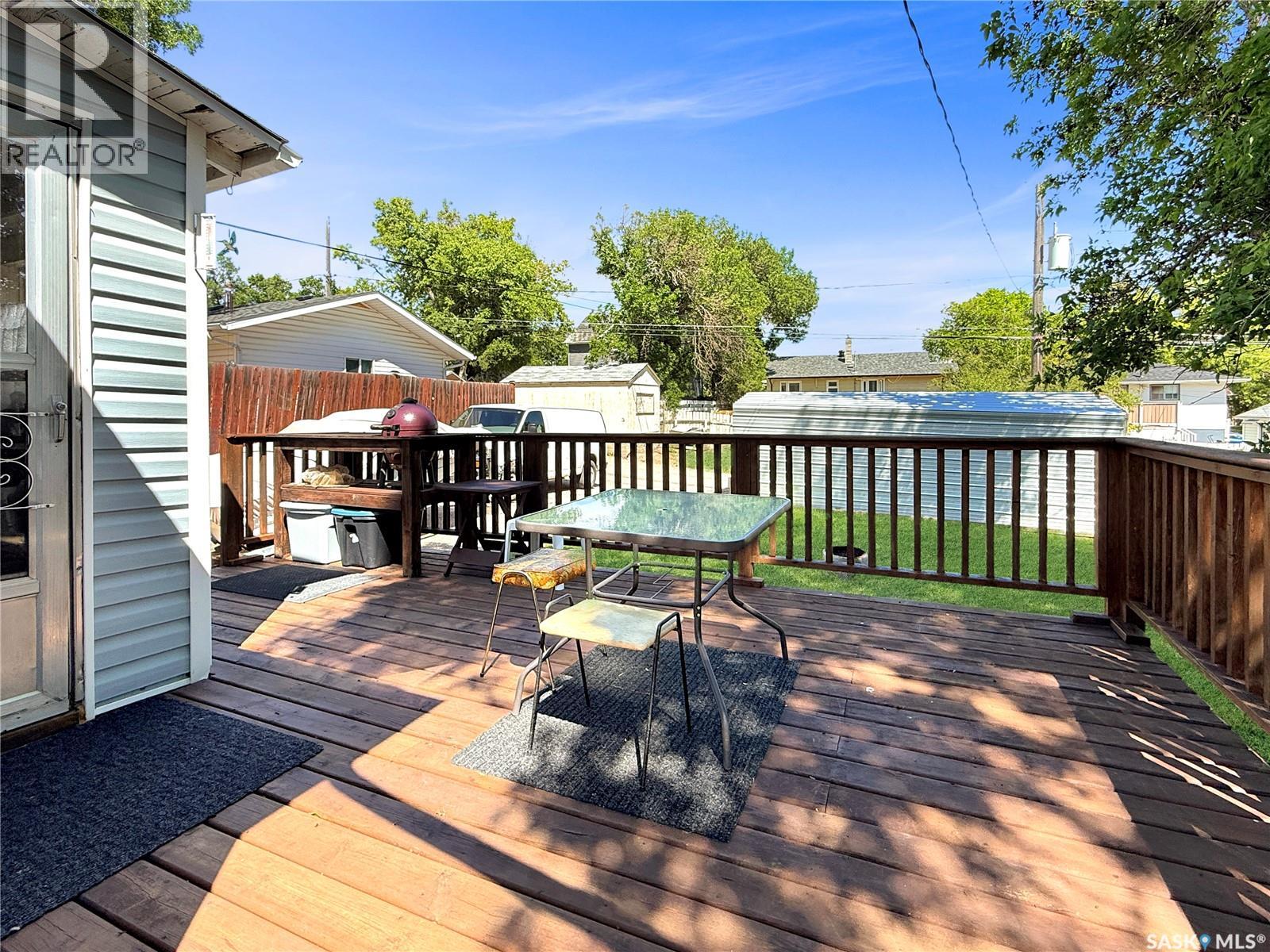 371 9th AVENUE NW - 4