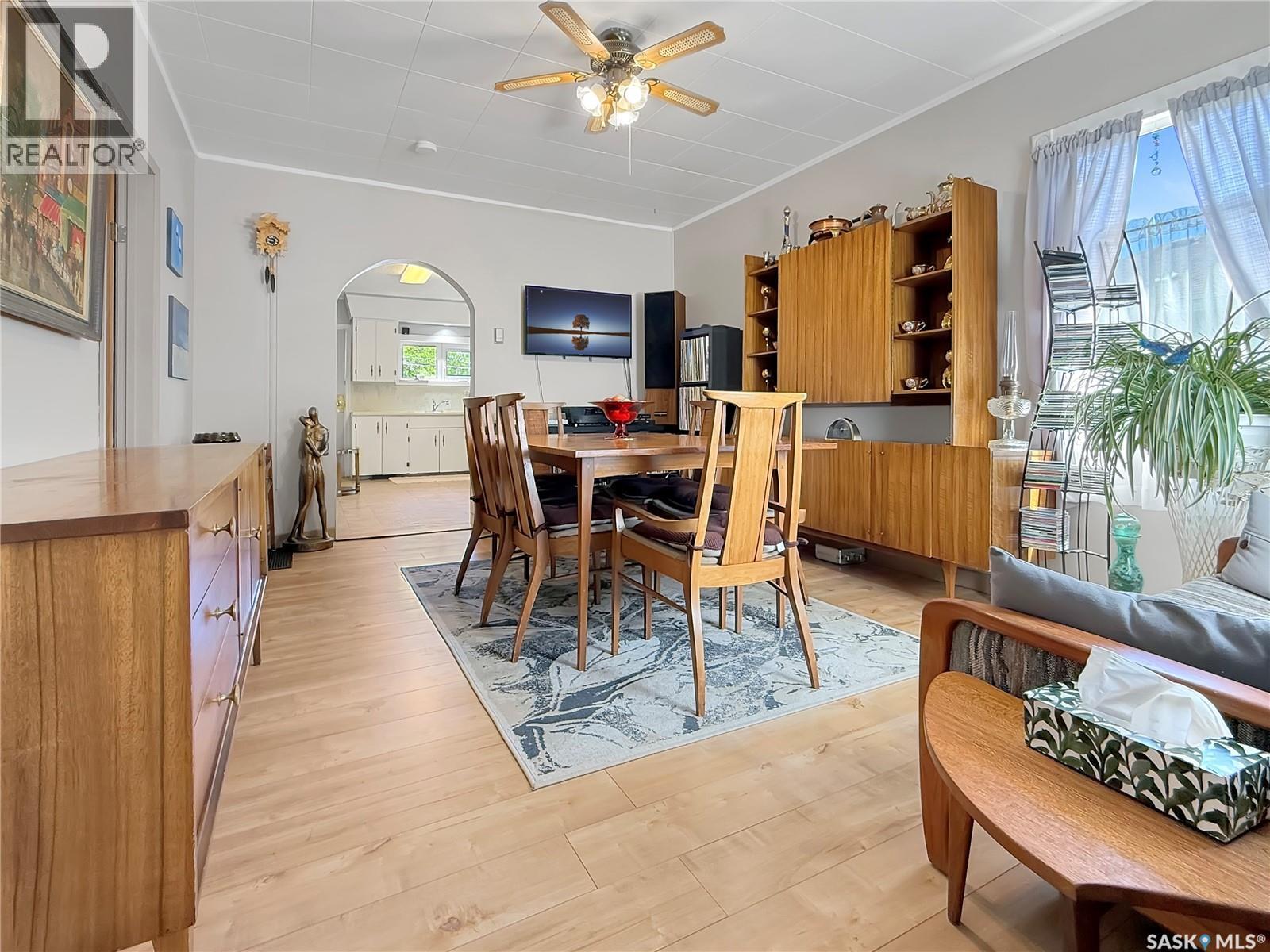 371 9th AVENUE NW - 8