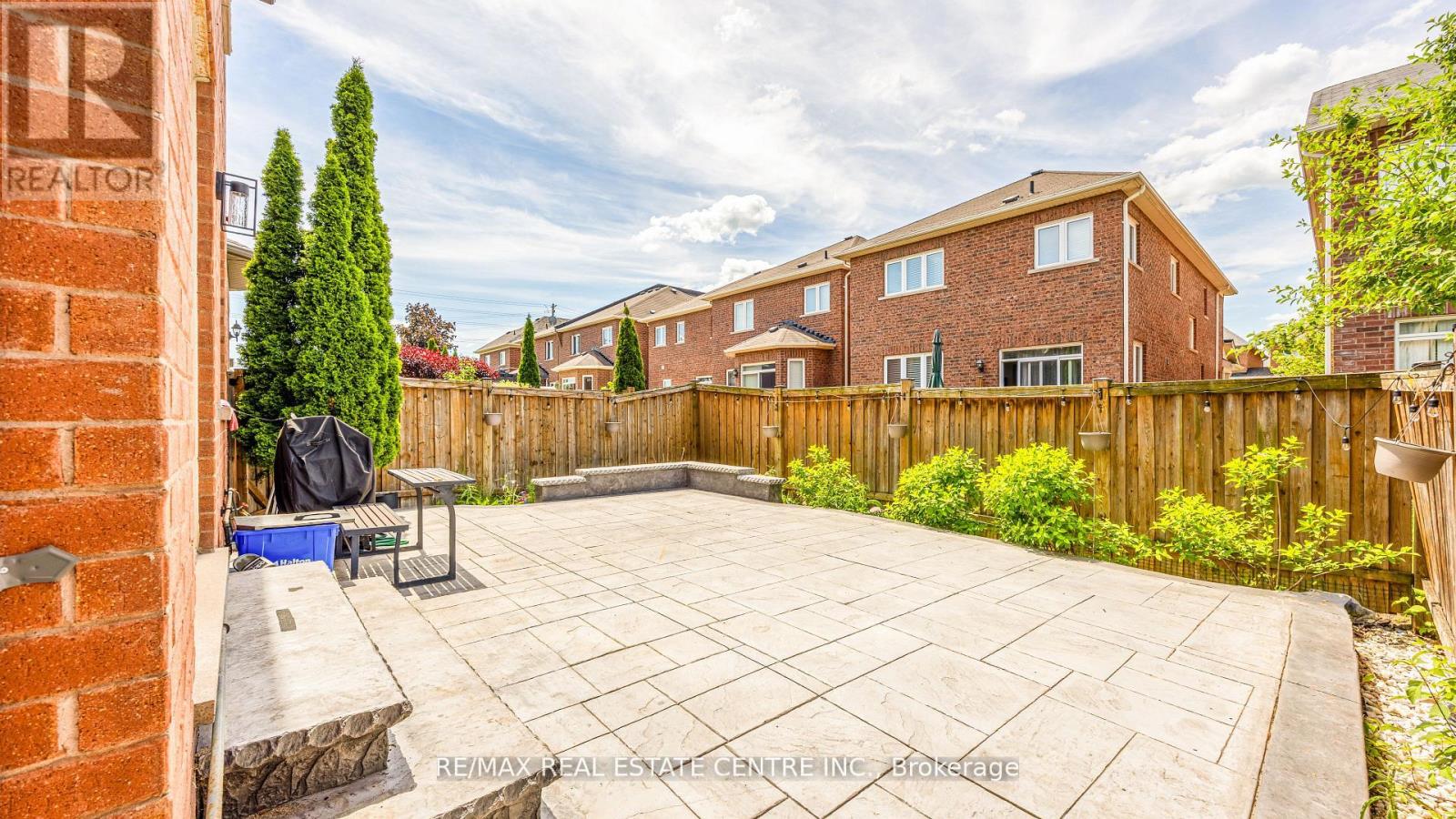 590 GRANT WAY - 16