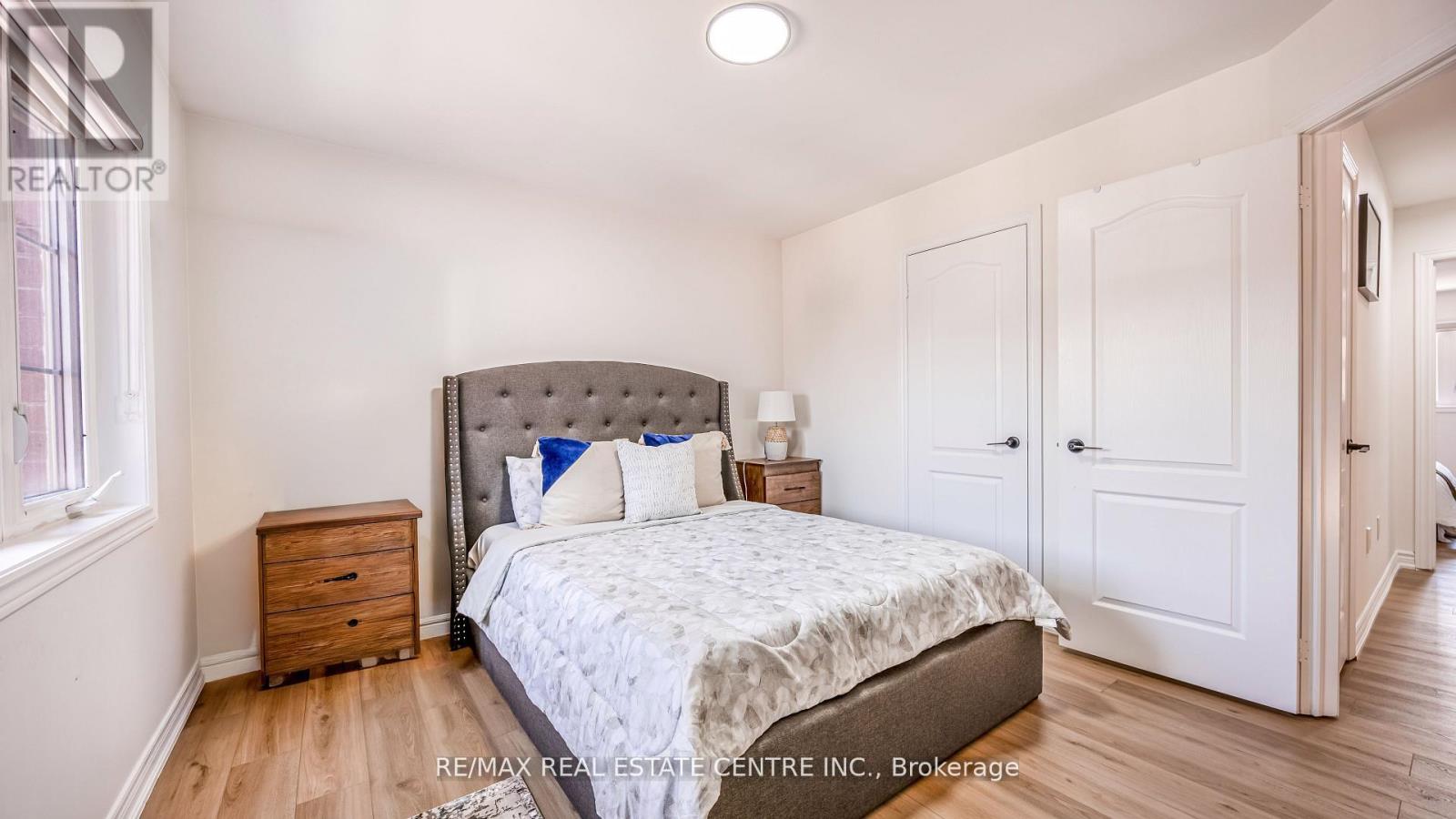 590 GRANT WAY - 33