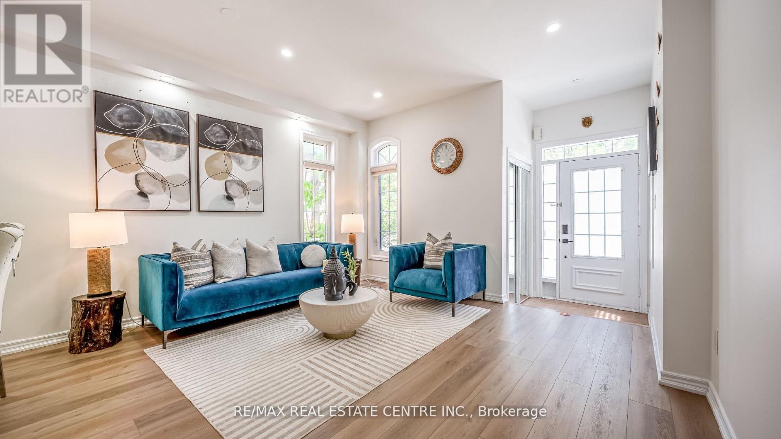 590 GRANT WAY - 6