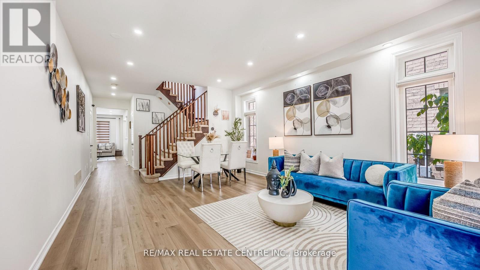 590 GRANT WAY - 7