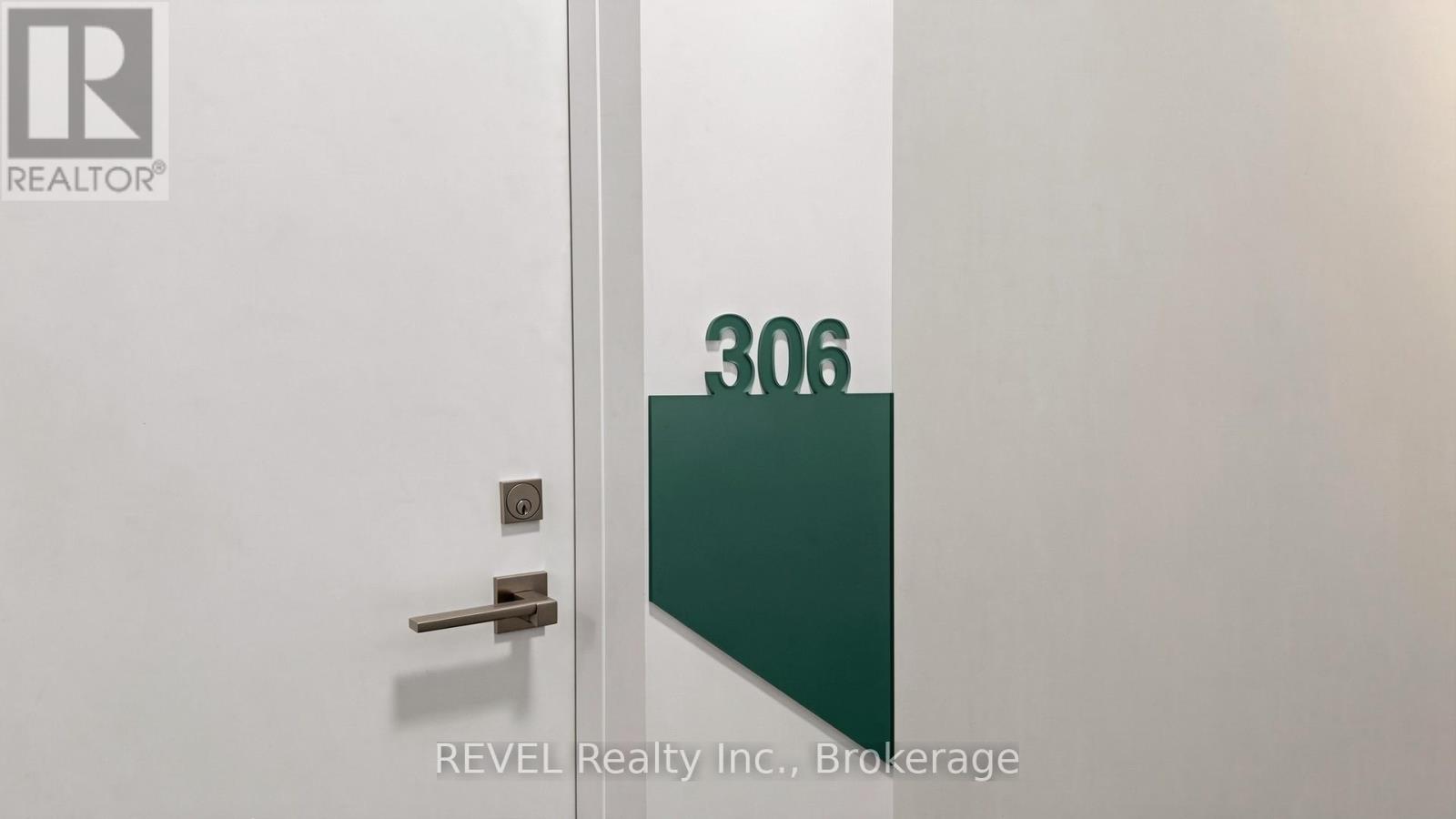 #306 352 FRONT STREET W - 30