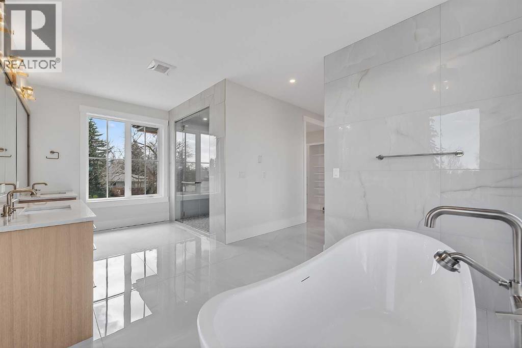 88 Woodlark Drive SW - 38