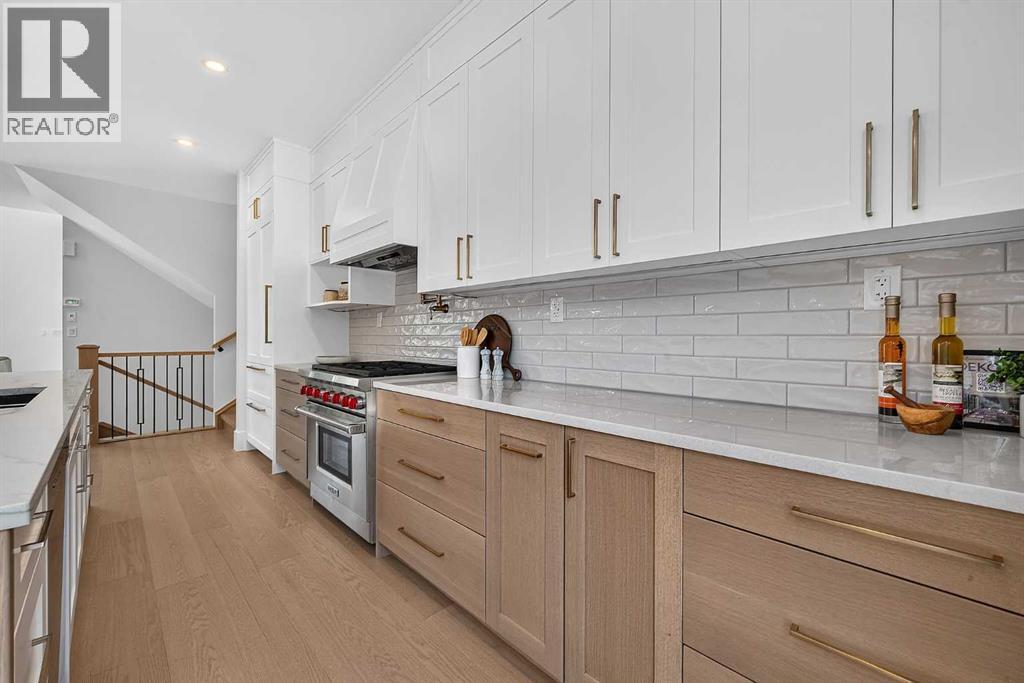 88 Woodlark Drive SW - 17