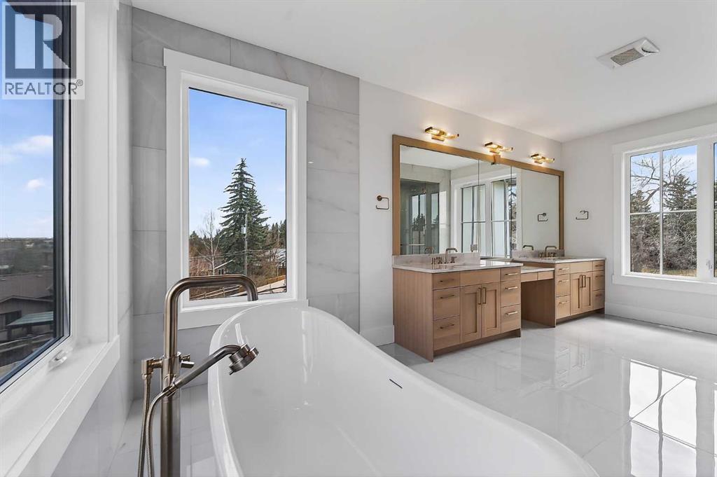 88 Woodlark Drive SW - 36