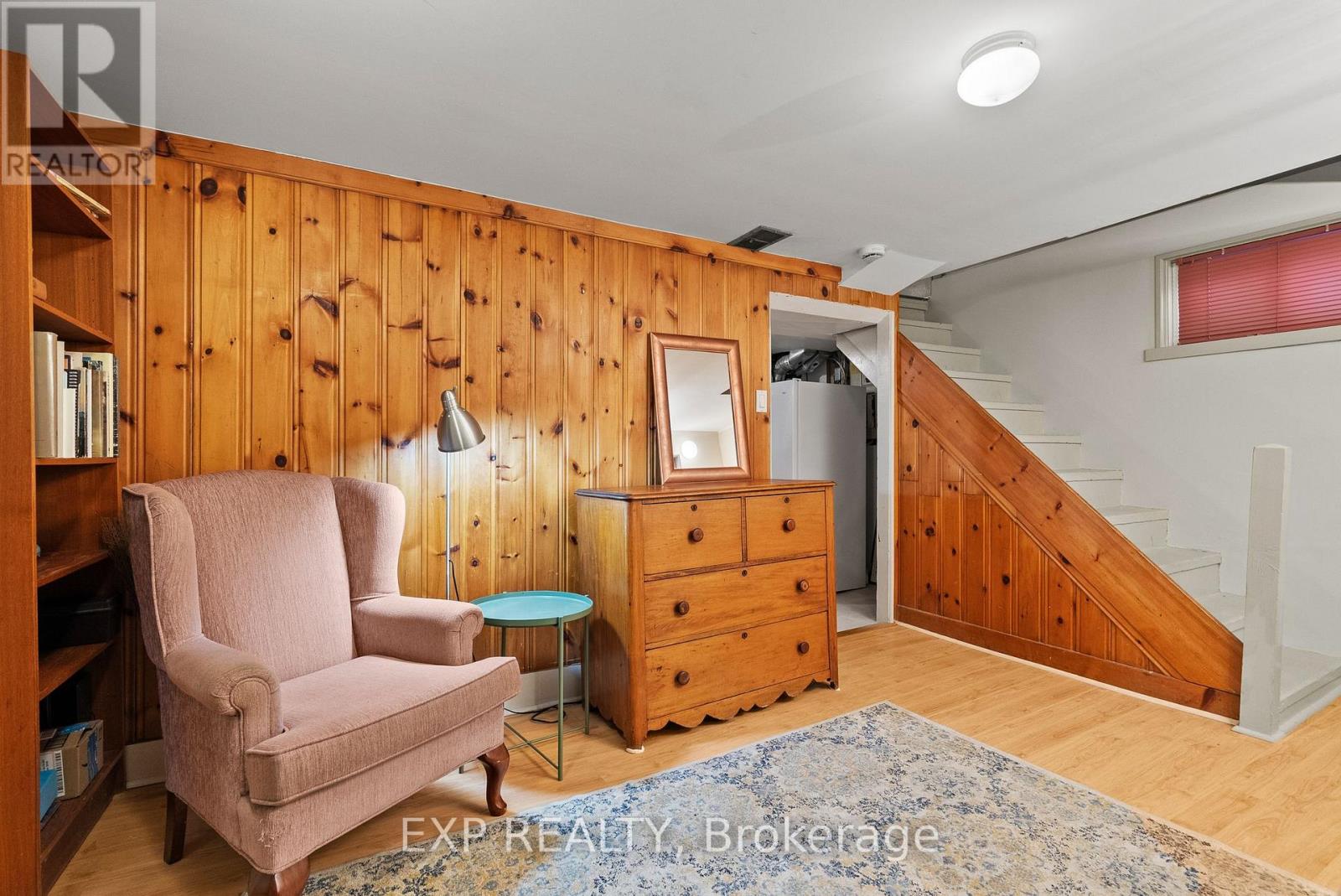 579 BROADVIEW AVENUE - 31