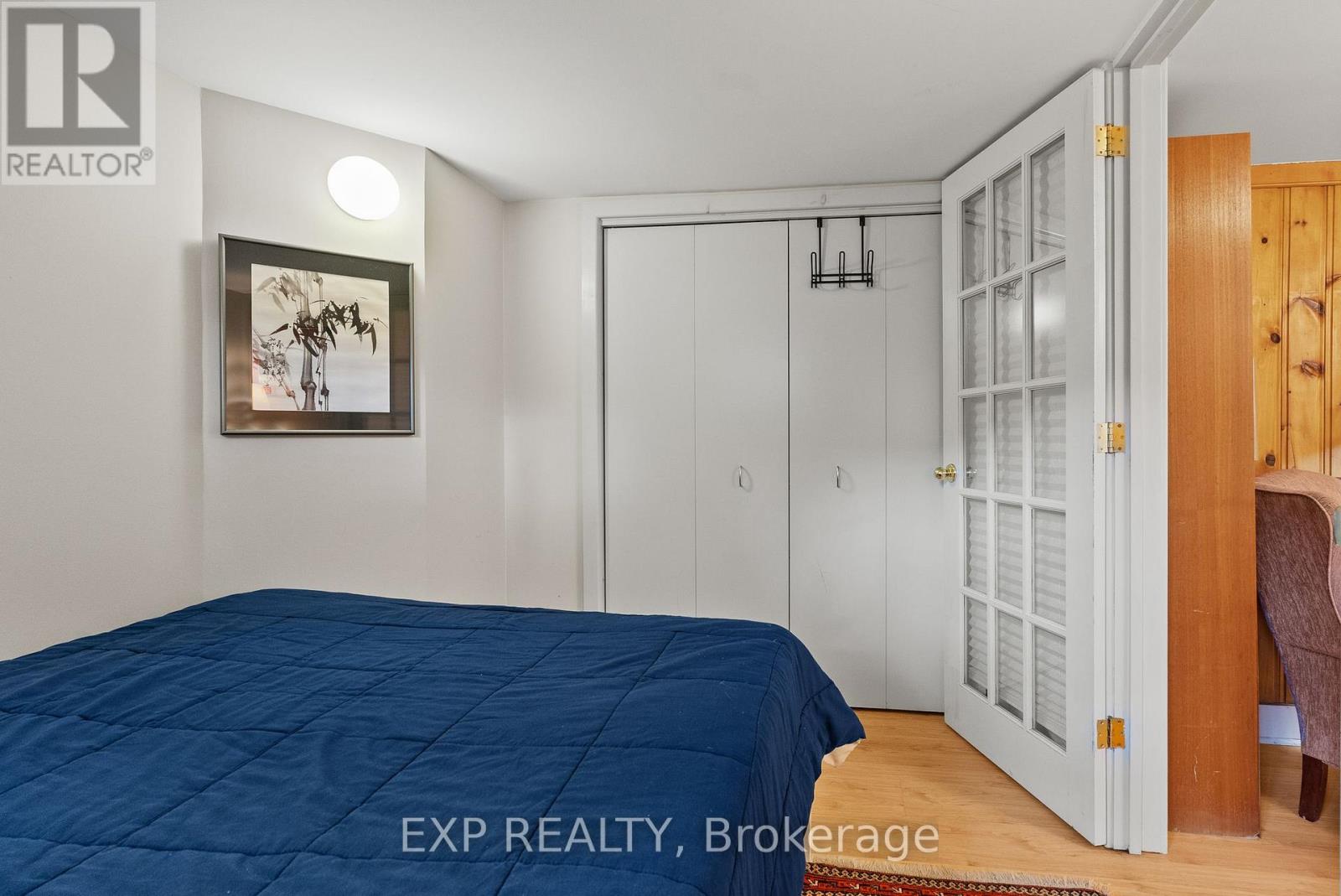 579 BROADVIEW AVENUE - 34