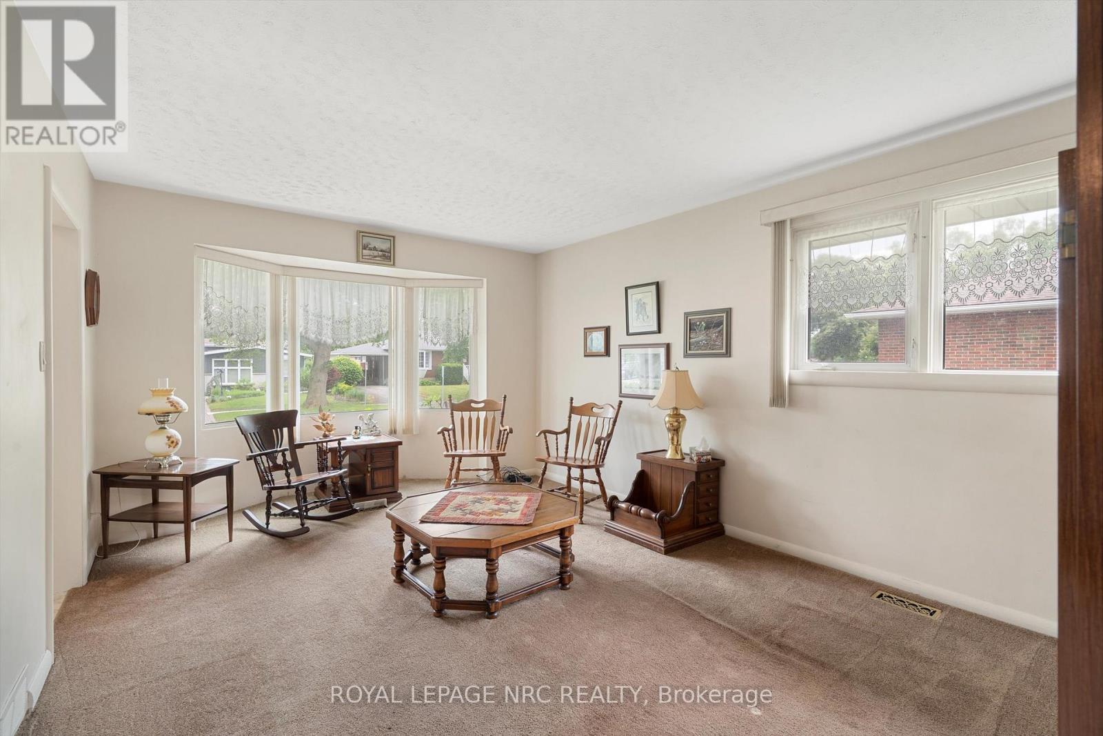 6502 BROCK STREET - 12