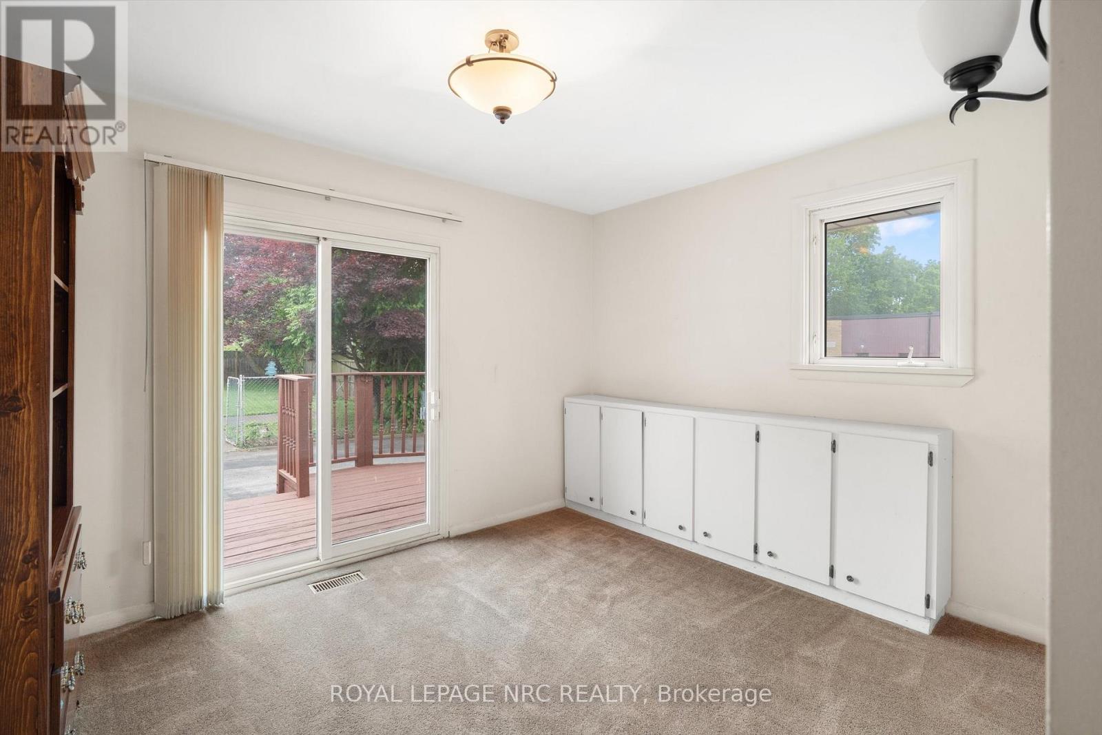6502 BROCK STREET - 18