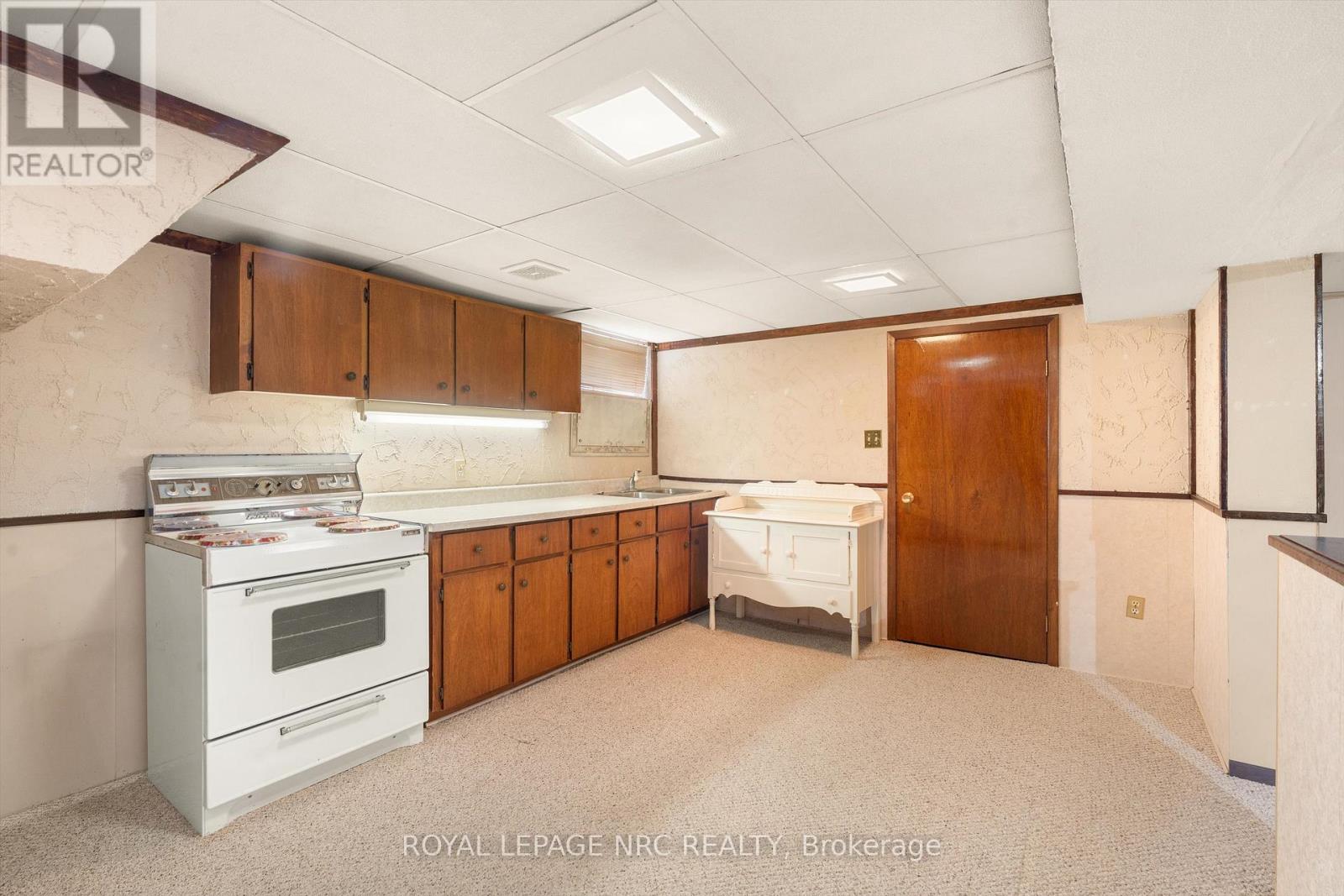 6502 BROCK STREET - 22