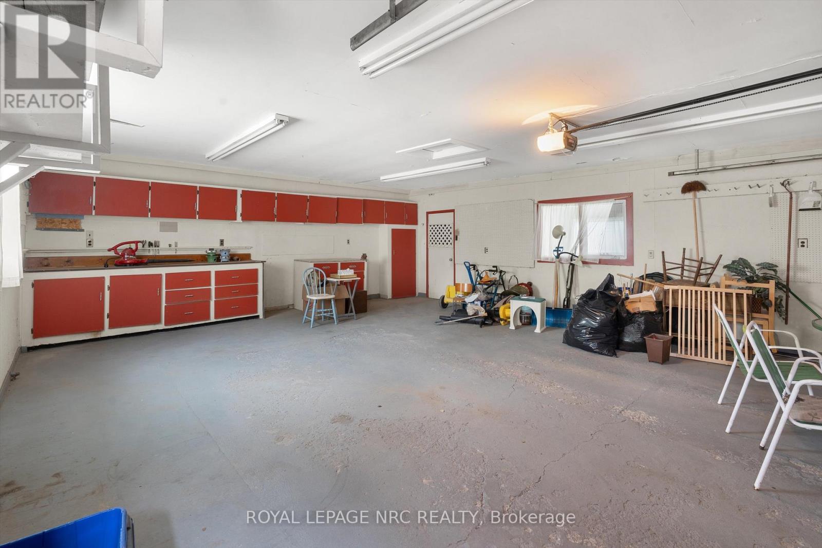 6502 BROCK STREET - 28